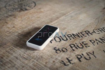 Elite Screens VMAX Dual Multiformat Elektrikli Projeksiyon Perdesi - 16:9 / 2.35: 2 266x149/113